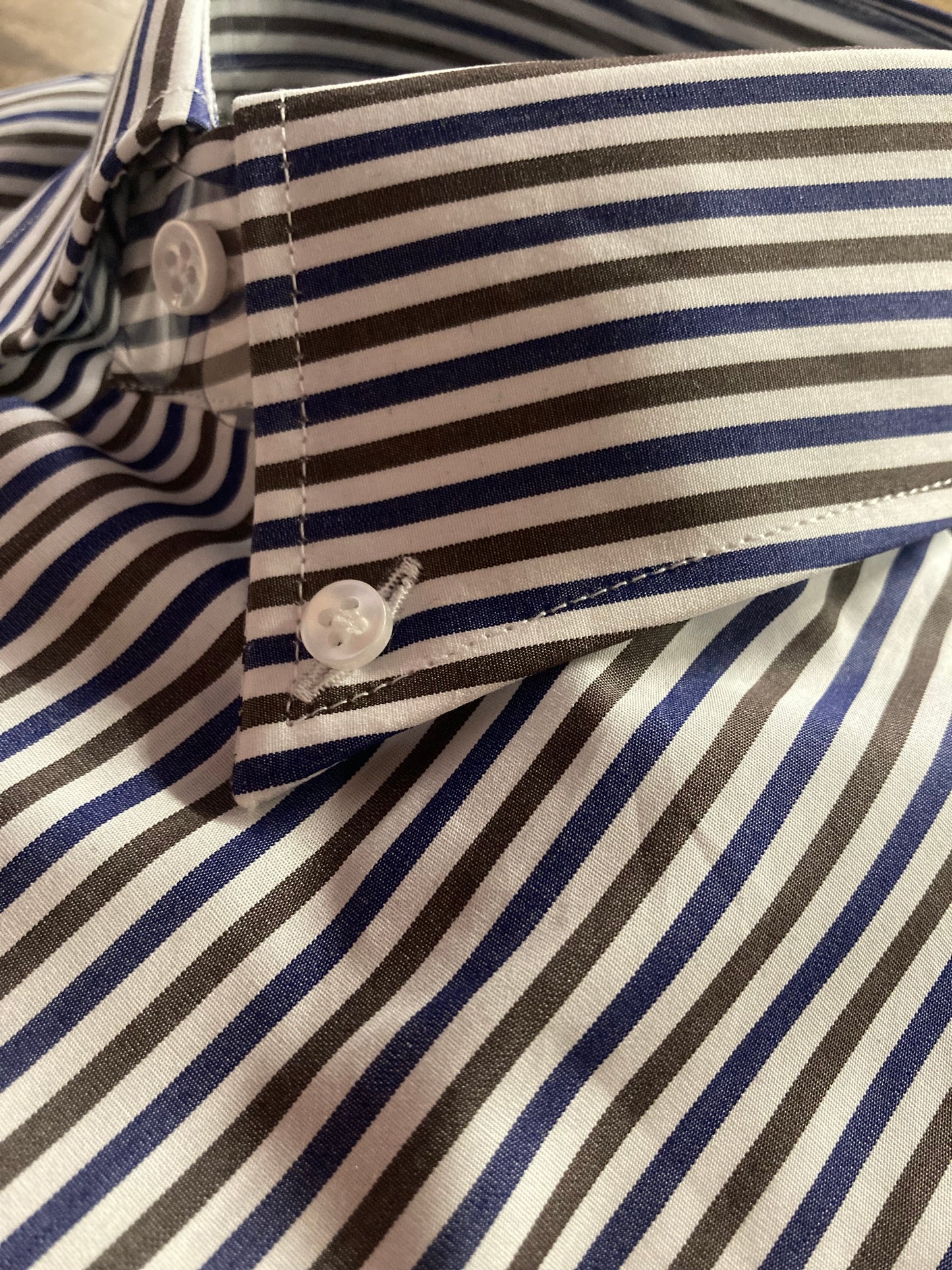 MONTE CARLO BOTTON DOWN